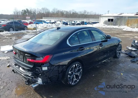2025 BMW 330I xDrive z USA, uszkodzony, nr VIN 3MW89CW07S8F74134